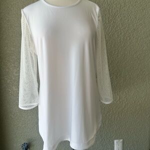 Joseph Ribcoff Chic White Mesh Sleeve Top. Size 10.